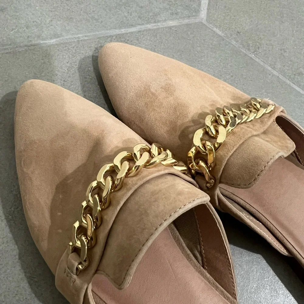 Steve Madden tan pointed toe chain flats - Picture 11 of 11